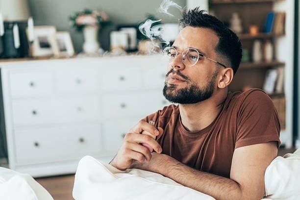 Gazdaságos E-Cigi tips for budget vapers and first e cigarette invented stories that reshaped modern vaping