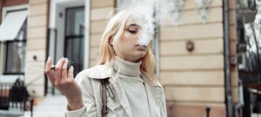 Is Vapor from E Cigarettes Harmful and How E Zigaretten Use Affects Your Health Today