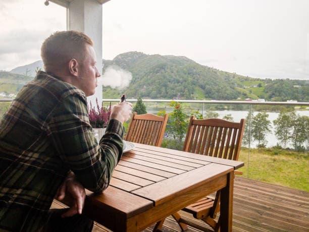 Disposable Vapes Guide with Expert Reviews and air bar electronic cigarette Buying Tips